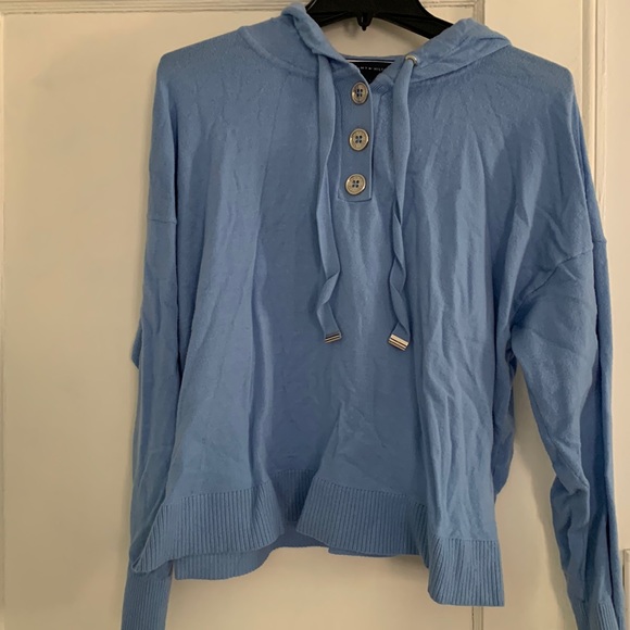 Tommy Hilfiger Sweaters - Tommy Hilfiger- hooded sweater